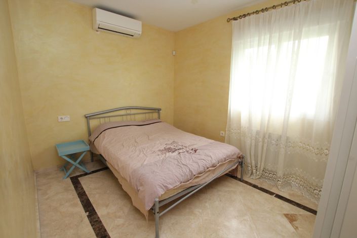 Image No.20-4 Bed Villa for sale