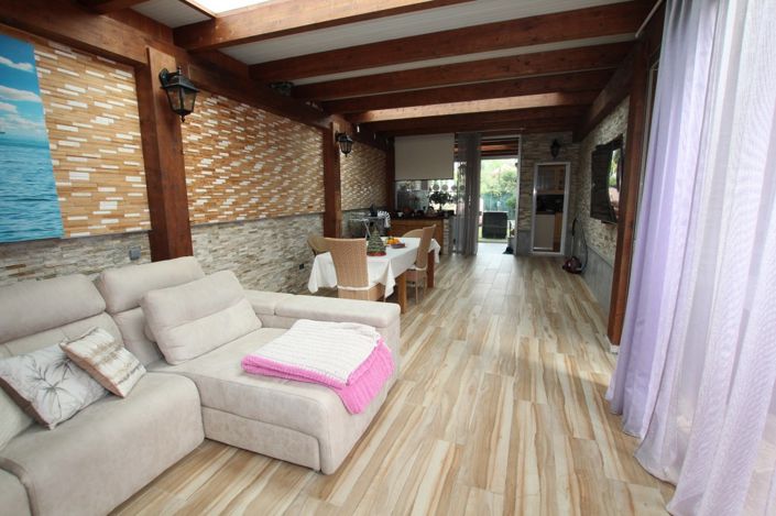 Image No.8-4 Bed Villa for sale