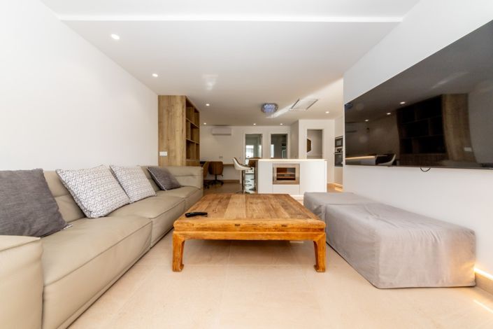 Image No.1-2 Bed Townhouse for sale