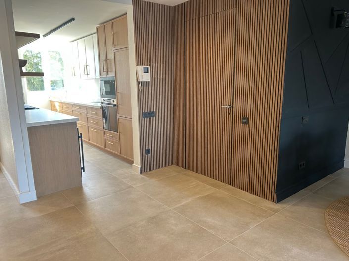 Image No.18-3 Bed Property for sale