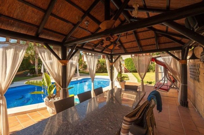 Image No.9-4 Bed Villa for sale