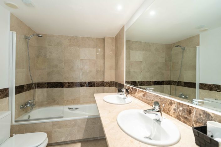 Image No.6-2 Bed Apartment for sale