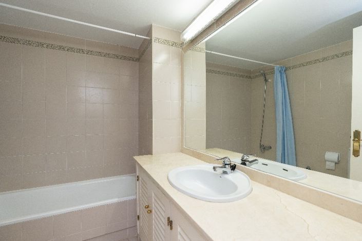 Image No.16-3 Bed Apartment for sale