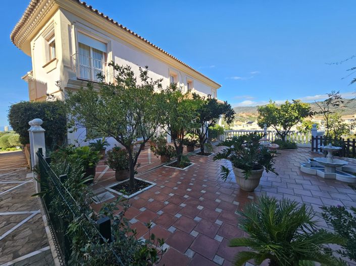 Image No.17-6 Bed Villa for sale