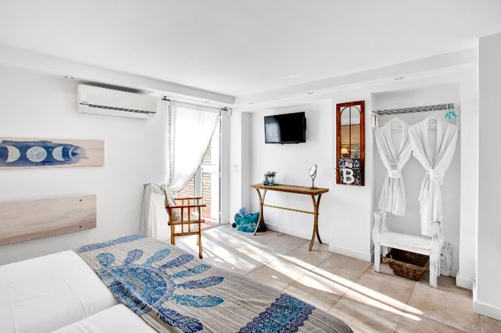 Image No.18-6 Bed Villa for sale