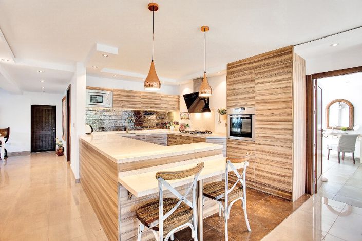 Image No.6-6 Bed Villa for sale