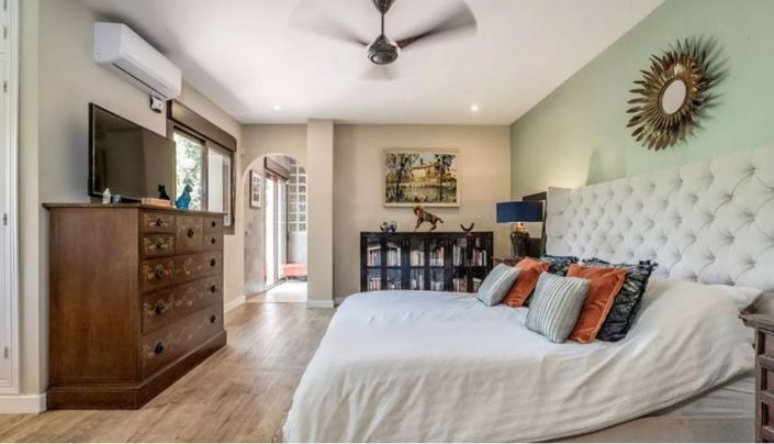 Image No.14-3 Bed Villa for sale