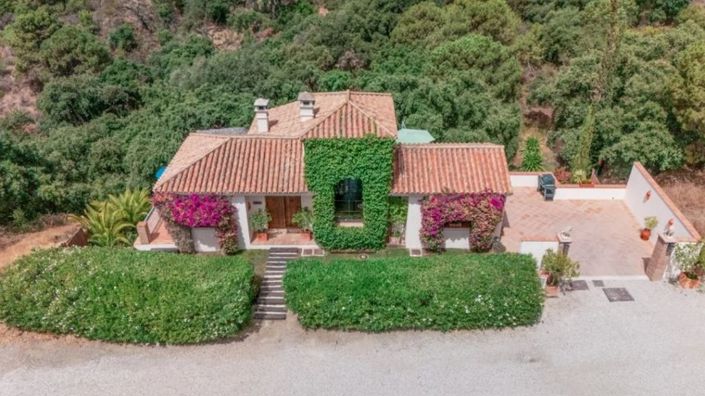 Image No.17-3 Bed Villa for sale