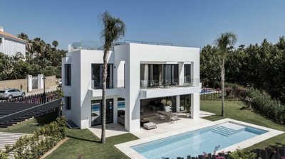 4 Bed Villa for sale