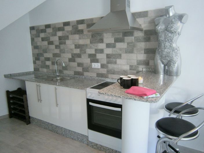 Image No.4-2 Bed Townhouse for sale