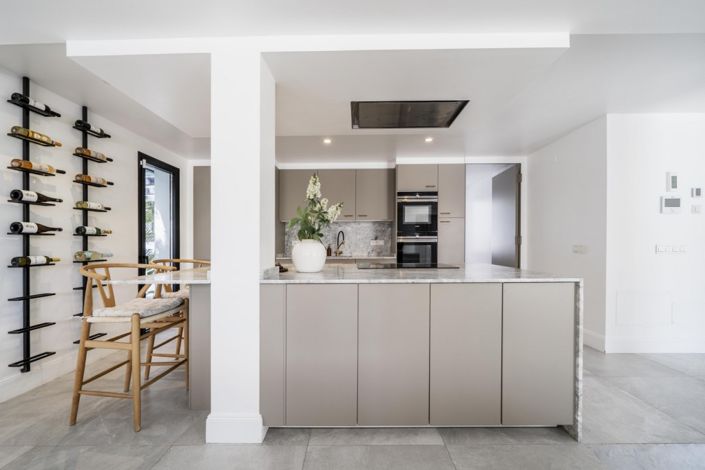 Image No.18-6 Bed Villa for sale