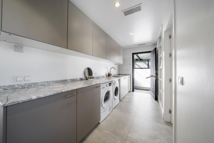 Image No.19-6 Bed Villa for sale