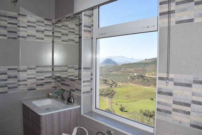 Image No.10-10 Bed Villa for sale