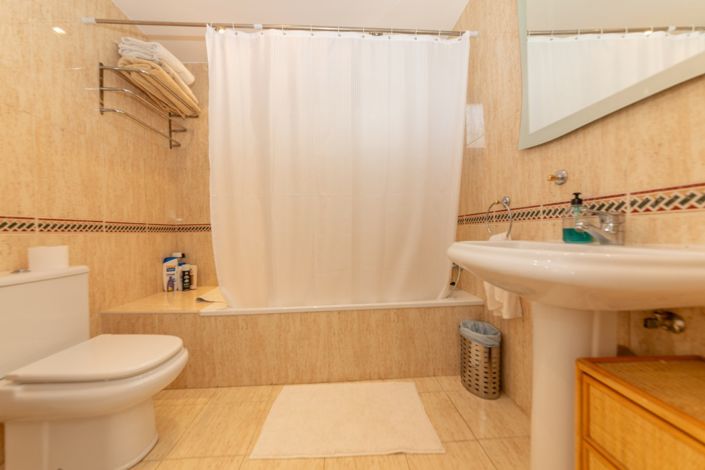 Image No.14-2 Bed Apartment for sale