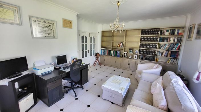 Image No.14-4 Bed Villa for sale