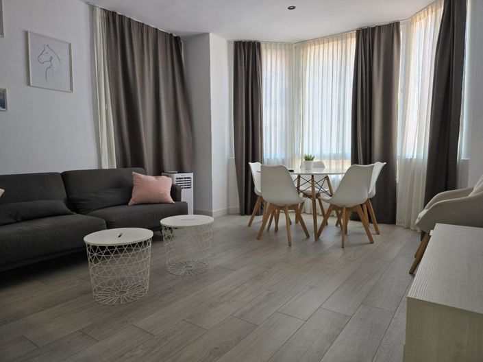 Image No.20-1 Bed Apartment for sale