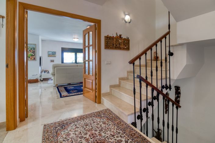 Image No.5-3 Bed Townhouse for sale