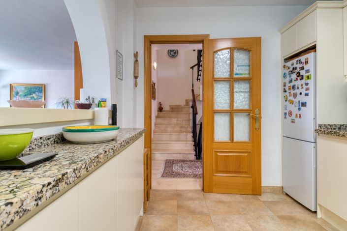 Image No.8-3 Bed Townhouse for sale