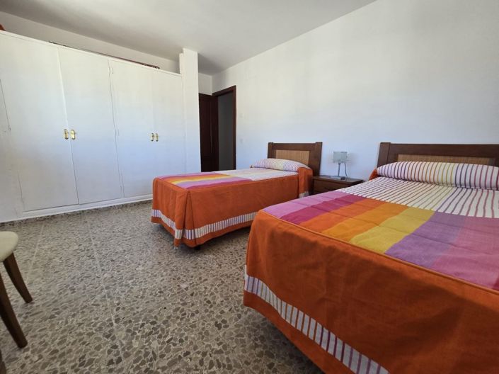 Image No.10-4 Bed Apartment for sale