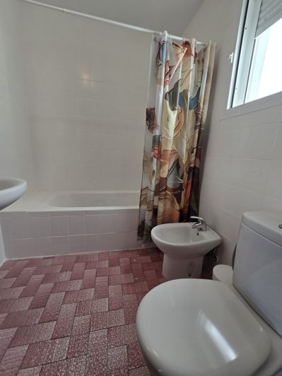 Image No.19-4 Bed Apartment for sale