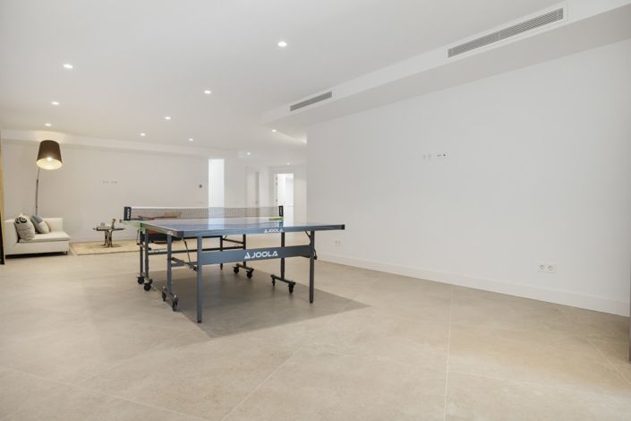 Image No.19-5 Bed Villa for sale