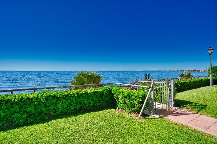 Image No.6-3 Bed Semi-Detached for sale