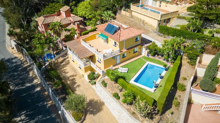 Image No.3-3 Bed Villa for sale