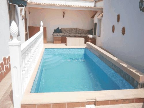 Image No.1-4 Bed Villa for sale
