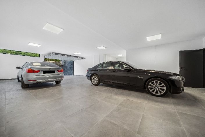 Image No.8-6 Bed Villa for sale