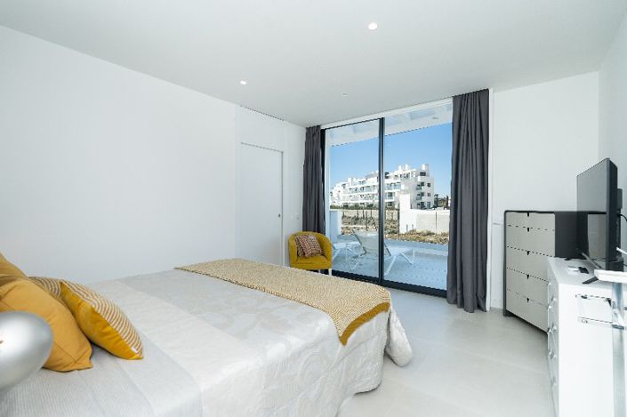 Image No.16-3 Bed Penthouse for sale