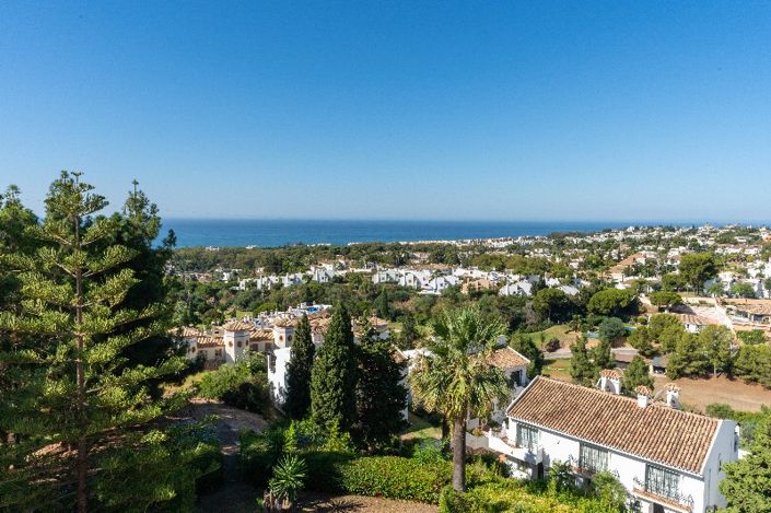 Image No.12-3 Bed Apartment for sale