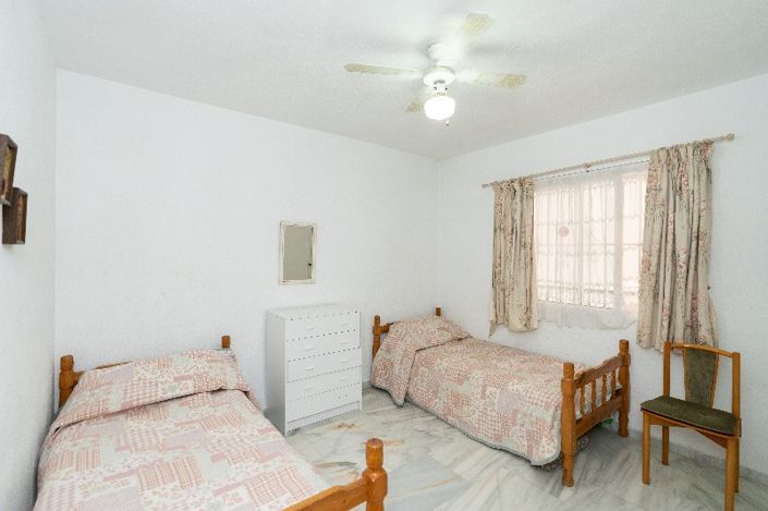 Image No.16-3 Bed Apartment for sale