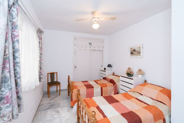 Image No.17-3 Bed Apartment for sale