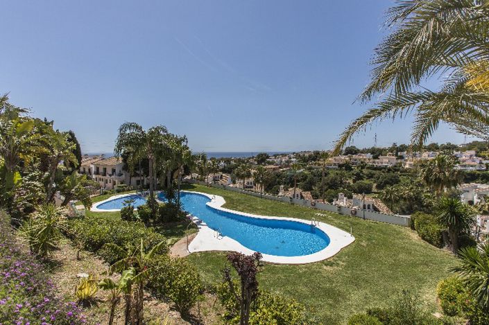 Image No.20-3 Bed Apartment for sale