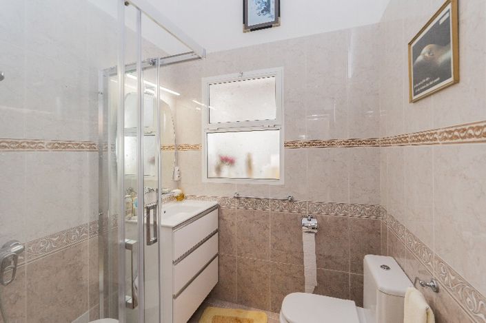 Image No.8-4 Bed Villa for sale