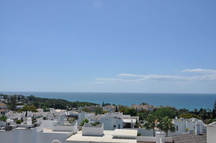 Image No.1-3 Bed Property for sale