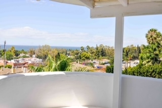 Image No.7-3 Bed Property for sale