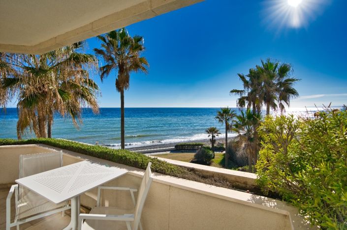 Image No.10-2 Bed Property for sale