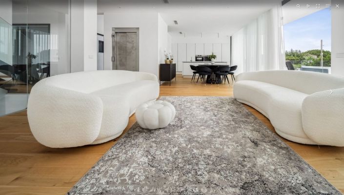 Image No.2-6 Bed Villa for sale