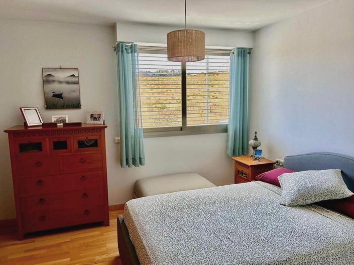 Image No.4-3 Bed Property for sale