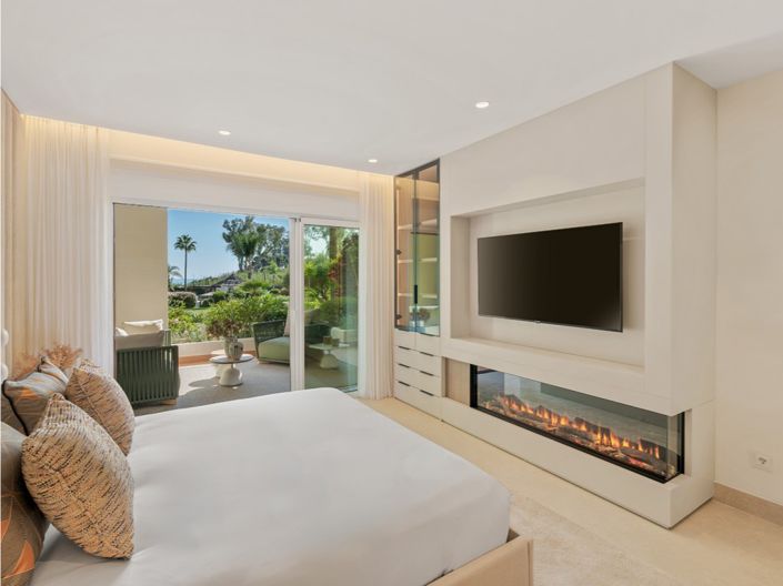 Image No.11-2 Bed Apartment for sale