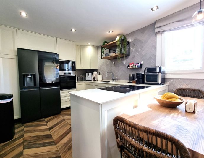 Image No.9-3 Bed Duplex for sale