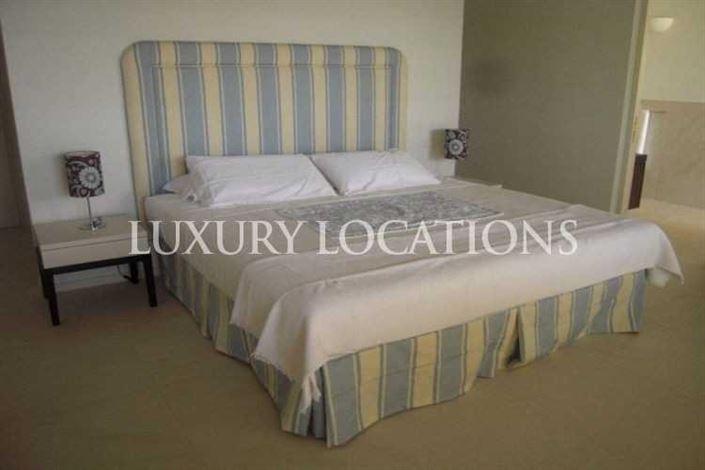 Image No.13-4 Bed Villa for sale