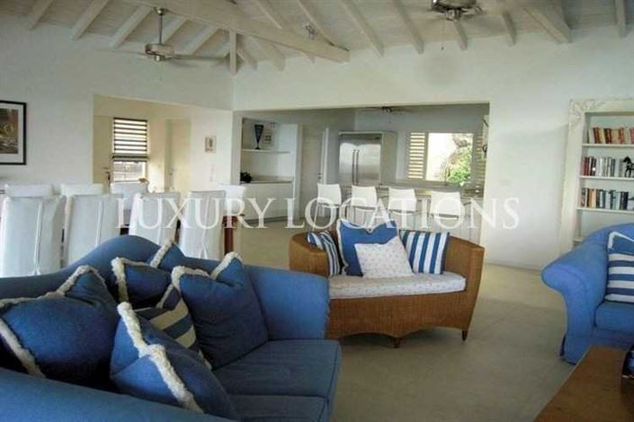 Image No.2-4 Bed Villa for sale