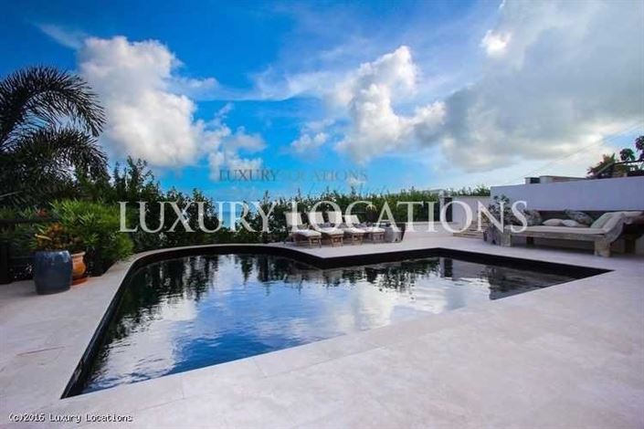 Image No.1-5 Bed Villa for sale