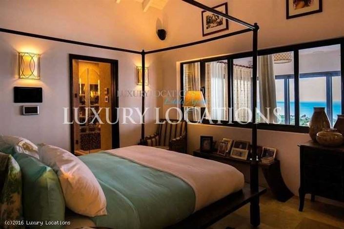 Image No.10-5 Bed Villa for sale