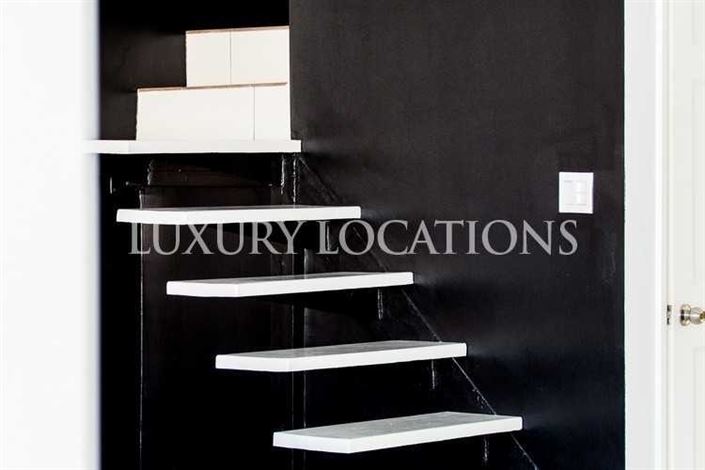 Image No.10-3 Bed Villa for sale