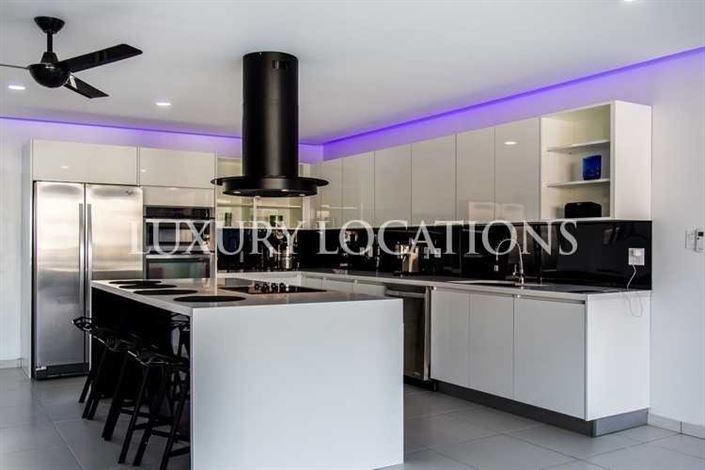 Image No.5-3 Bed Villa for sale