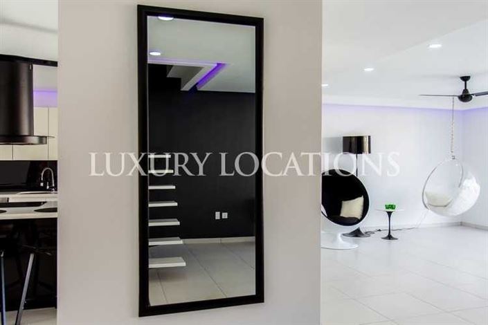 Image No.9-3 Bed Villa for sale