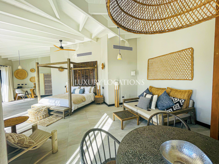 Image No.10-1 Bed Property for sale